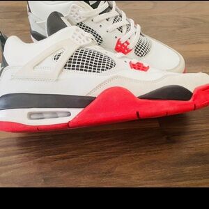 SB Retro Men’s Fire Red 4 -Size 12